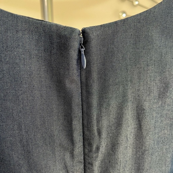 ANN TAYLOR FACTORY ⚜️ Chambray LS Dress, Size 4 - Picture 4 of 5